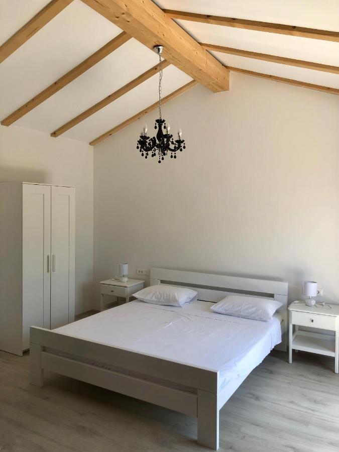 Villa Marija Orsera Esterno foto
